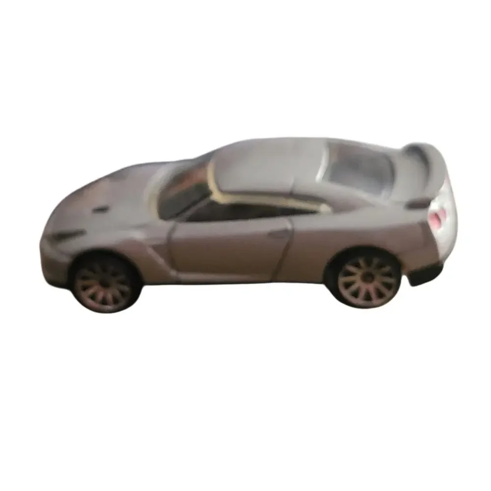 2009 Hot Wheels Nissan GT-R - Metalflake SIlver - HW New Models JDM Die-cast Car